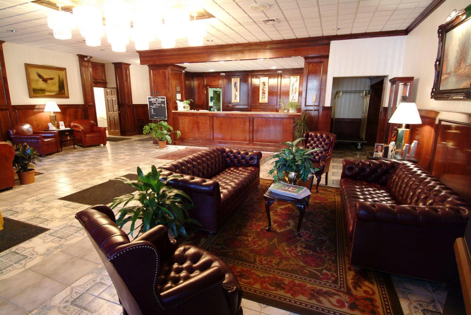 Howard Johnson By Wyndham Bartonsville/Poconos Area エクステリア 写真
