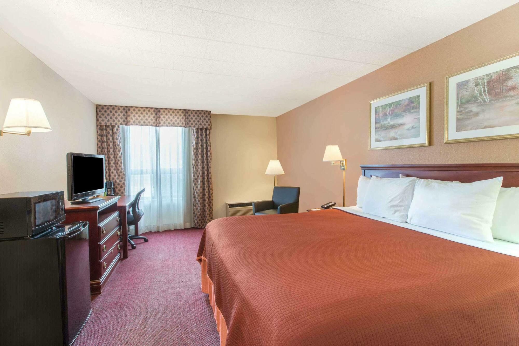 Howard Johnson By Wyndham Bartonsville/Poconos Area エクステリア 写真