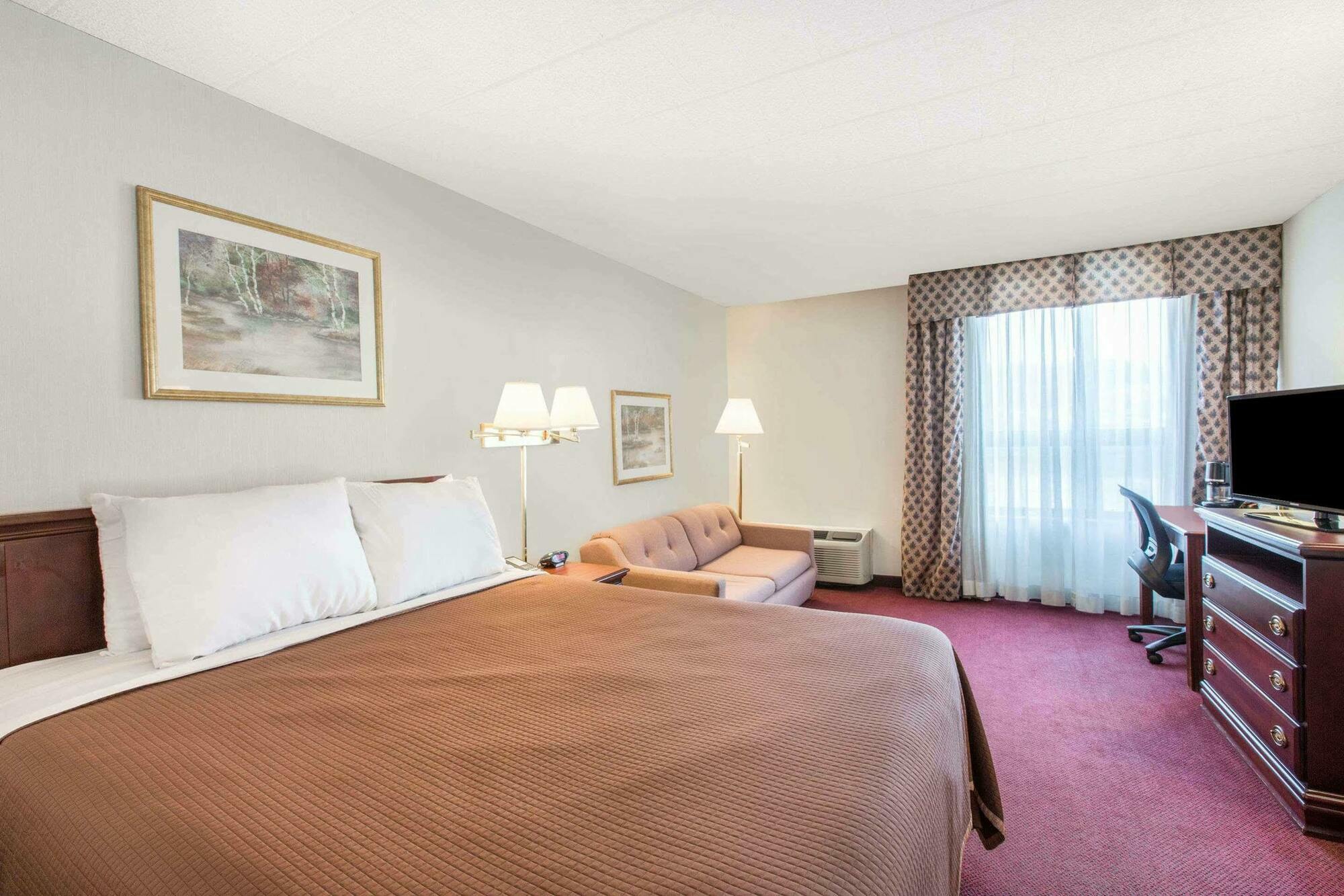 Howard Johnson By Wyndham Bartonsville/Poconos Area エクステリア 写真